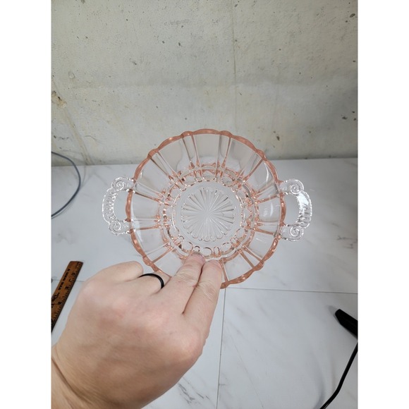 Vintage Pretty "Fluorescent‎ Pink" Depression Glass CANDY Bowl 5-1/2" w/Handles - Picture 8 of 12